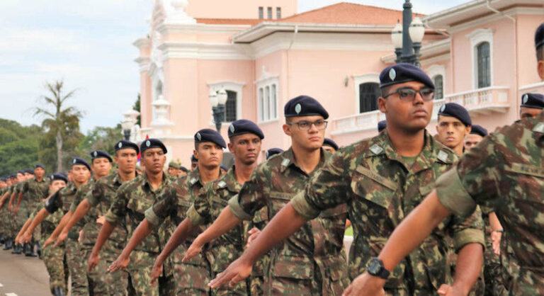 Exército publica edital de concurso para cadete com 440 vagas 